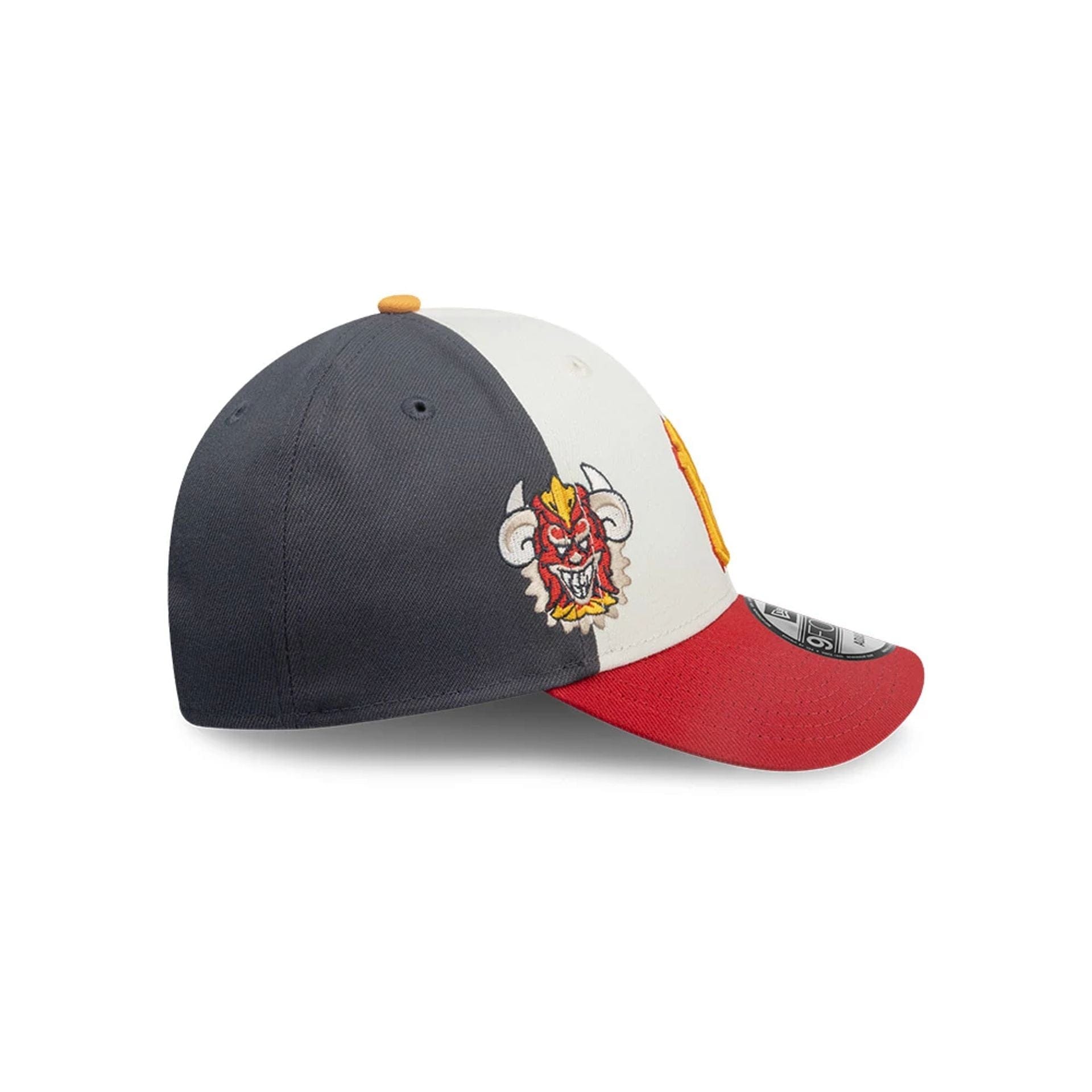 This is a New York Yankees MLB City Element Dominican Republic Navy 9FORTY Adjustable Cap 5