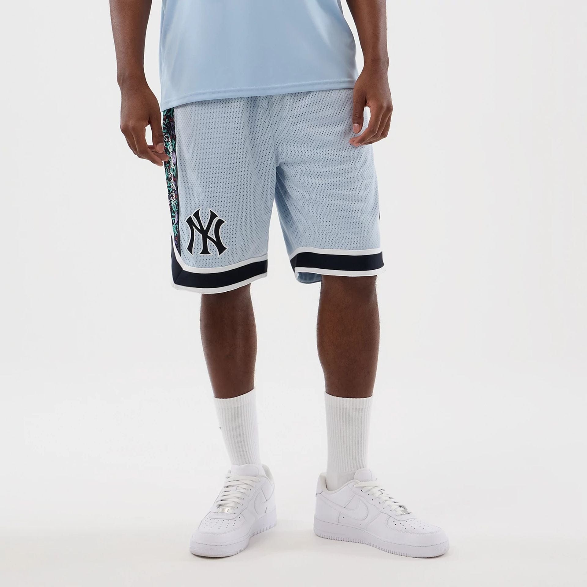 nike yankee shorts