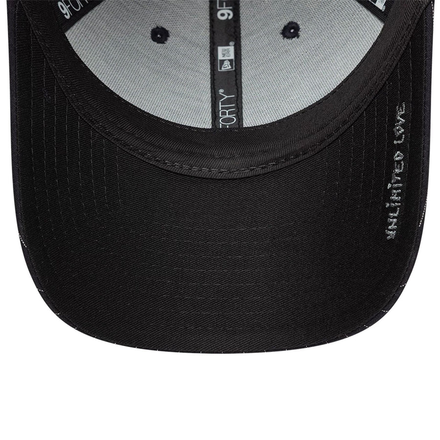 This is a New Era X Zadig & Voltaire Navy 9FORTY Adjustable Cap 2