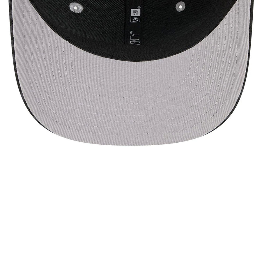 This is a San Antonio Spurs NBA Statement Grey 9SEVENTY Stretch Snap Adjustable Cap 2