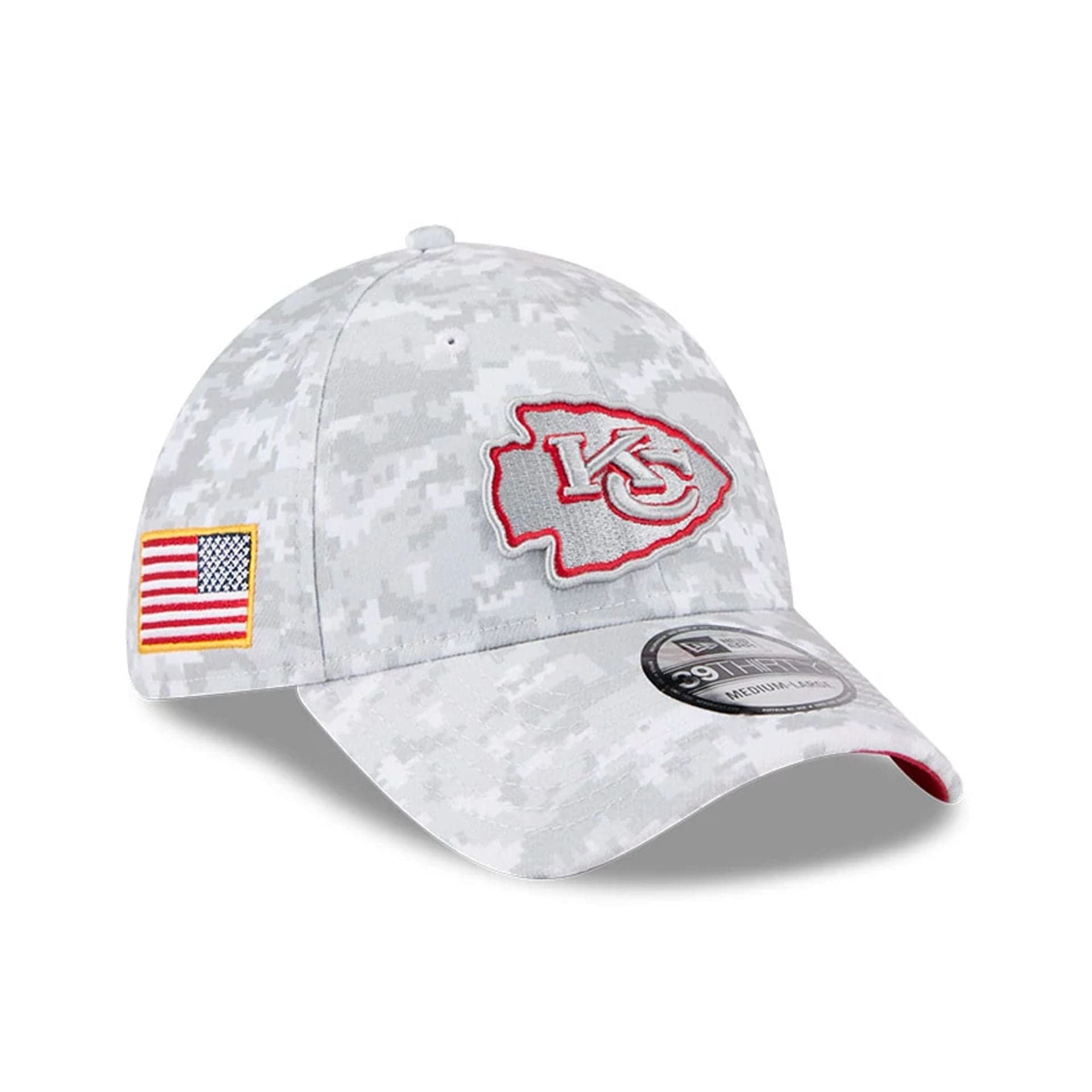 This is a Kansas City Chiefs NFL Salute To Service 2025 Grey Camo 39THIRTY Stretch Fit Cap 1