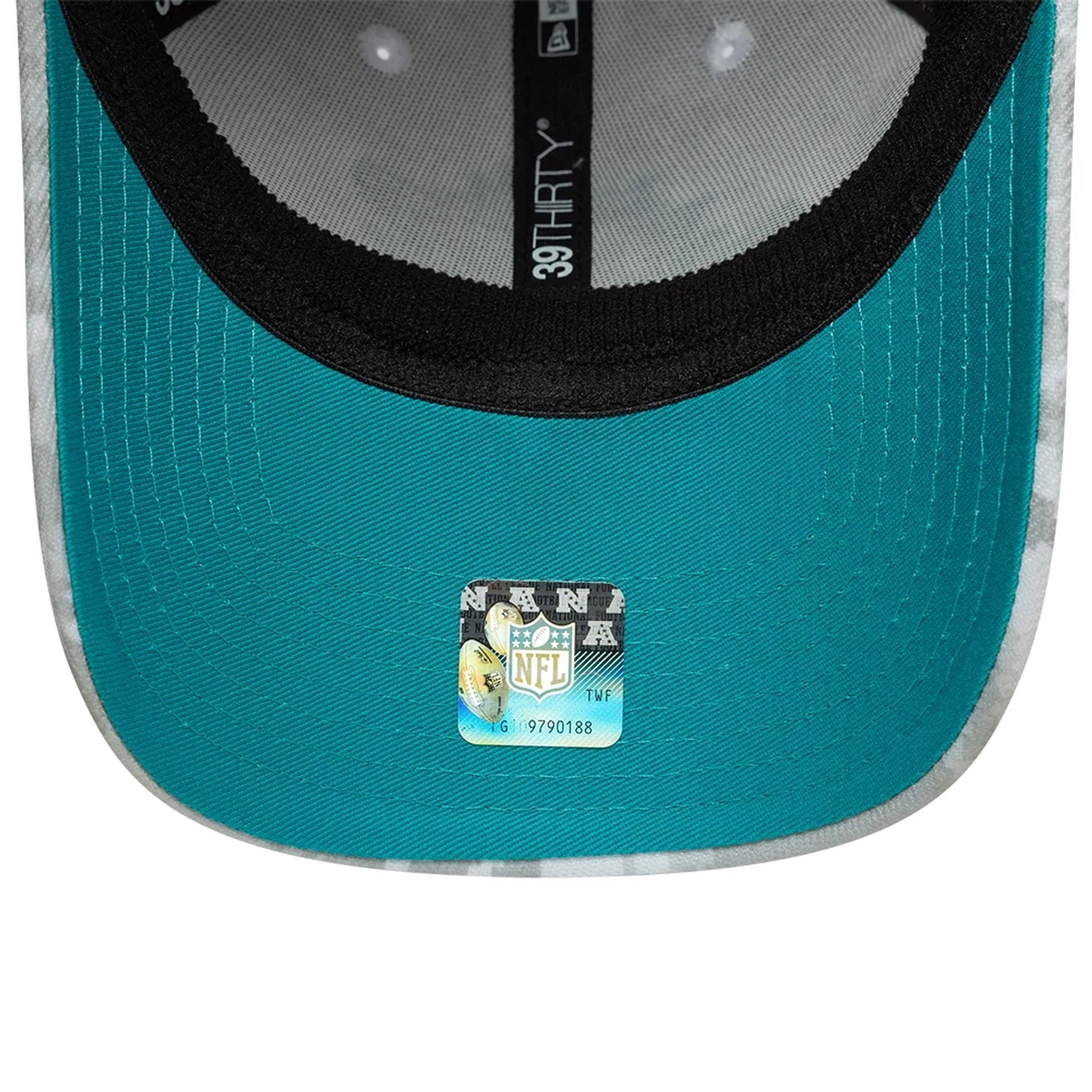 This is a Miami Dolphins NFL Salute To Service 2025 Grey Camo 39THIRTY Stretch Fit Cap 7