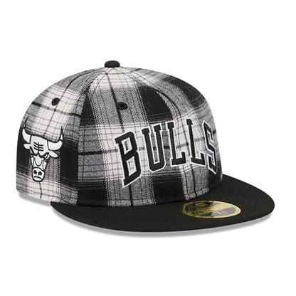This is a Chicago Bulls NBA Grunge Style Plaid Black Retro Crown 59FIFTY Fitted Cap 1