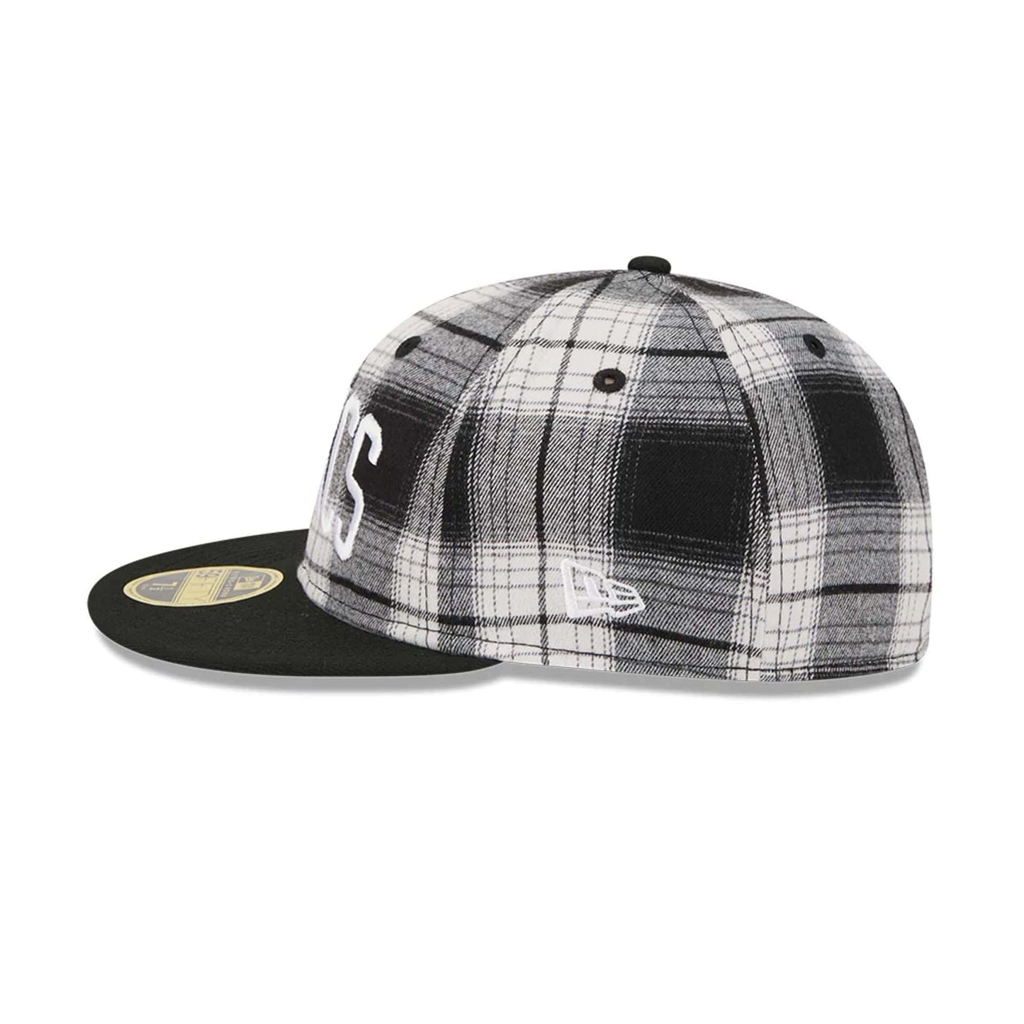 This is a Boston Celtics NBA Grunge Style Plaid Black Retro Crown 59FIFTY Fitted Cap 5