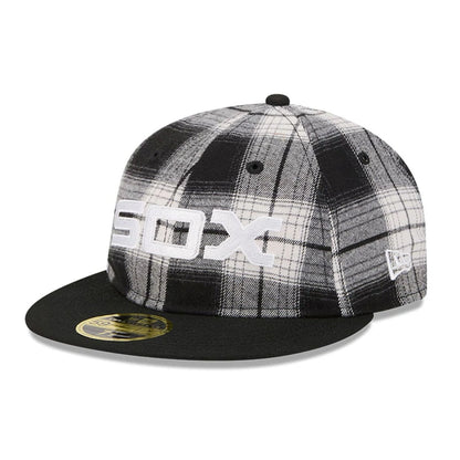 This is a Chicago White Sox MLB Grunge Style Plaid Black Retro Crown 59FIFTY Fitted Cap 3