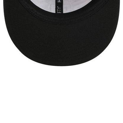 This is a Chicago White Sox MLB Grunge Style Plaid Black Retro Crown 59FIFTY Fitted Cap 7
