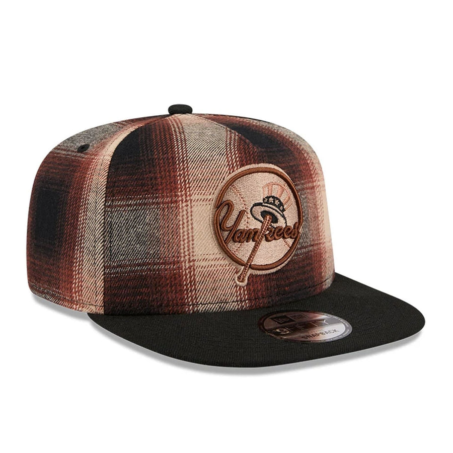 This is a New York Yankees MLB Grunge Style Plaid Open Brown 9FIFTY A-Frame Snapback Adjustable Cap 5