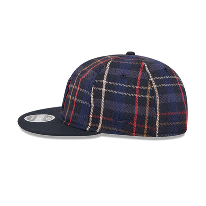 This is a New York Yankees MLB Grunge Style Plaid Open Blue Retro Crown 9FIFTY Adjustable Cap 5