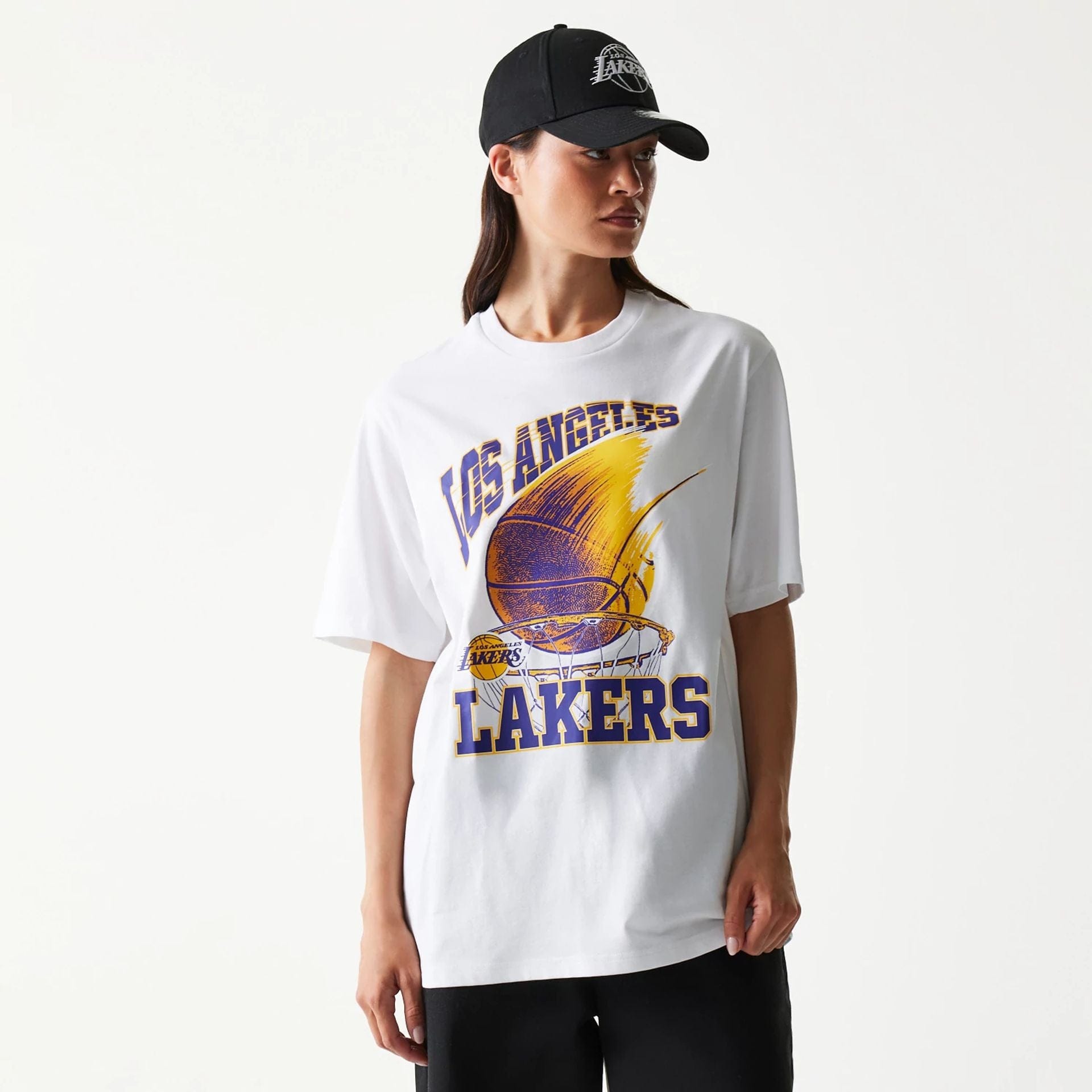 The model is wearing this NBA Ball Graphic LA Lakers T-Shirt in white. 4