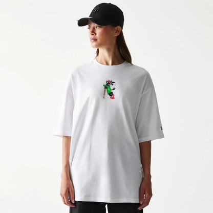 The model is wearing this New Era Baseball Cat Character Graphic Oversized T-Shirt in white. 4
