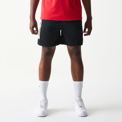 The model is wearing this NBA Mesh Chicago Bulls Shorts in black. 3