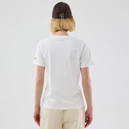 The model is wearing this Womens MLB Infill New York Yankees T-shirt in white. 2