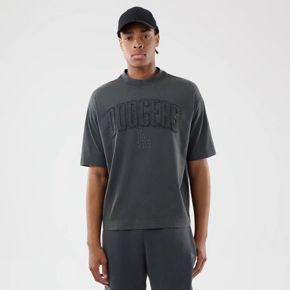 The model is wearing this MLB Washed LA Dodgers T-Shirt in Dark Grey. 1