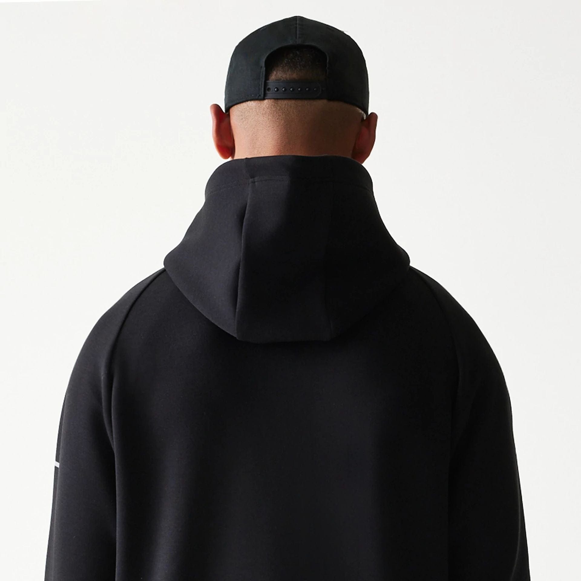 The model is wearing this MLB New York Yankees Full Zip Hoodie in black. 7