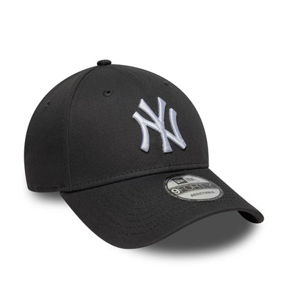 Pictured is this MLB League Essential New York Yankees 9FORTY in charcoal. 3