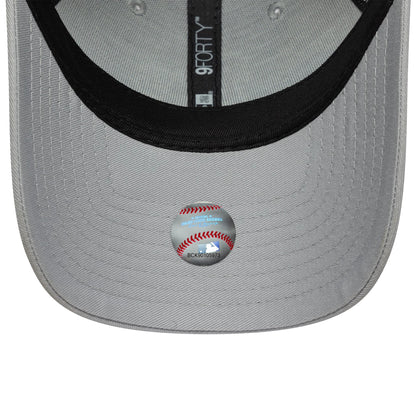 Pictured is this MLB Team Outline Athletics 9FORTY in grey. 5