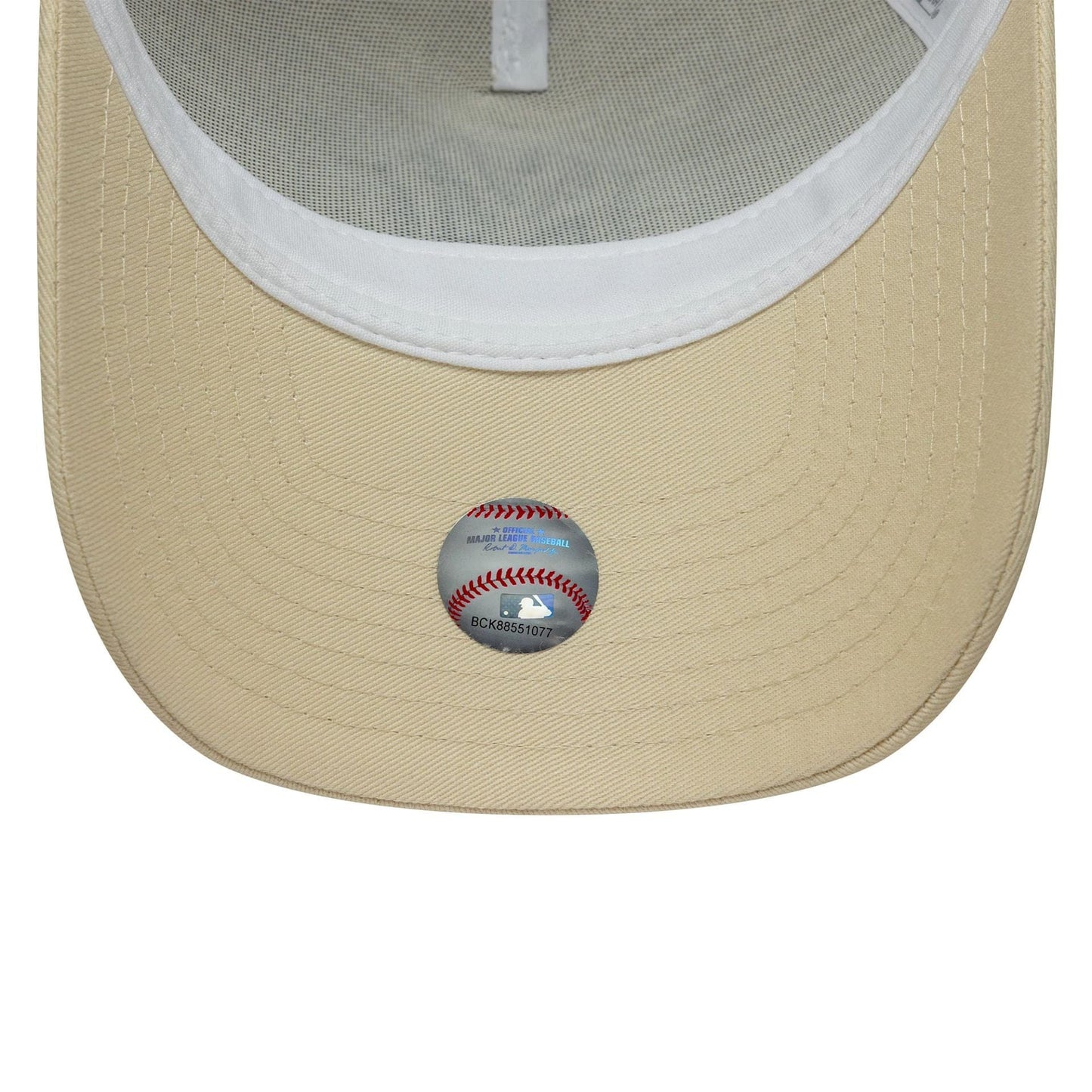 Pictured is this MLB Outline New York Yankees 9FORTY E-Frame Trucker in Cream. 5