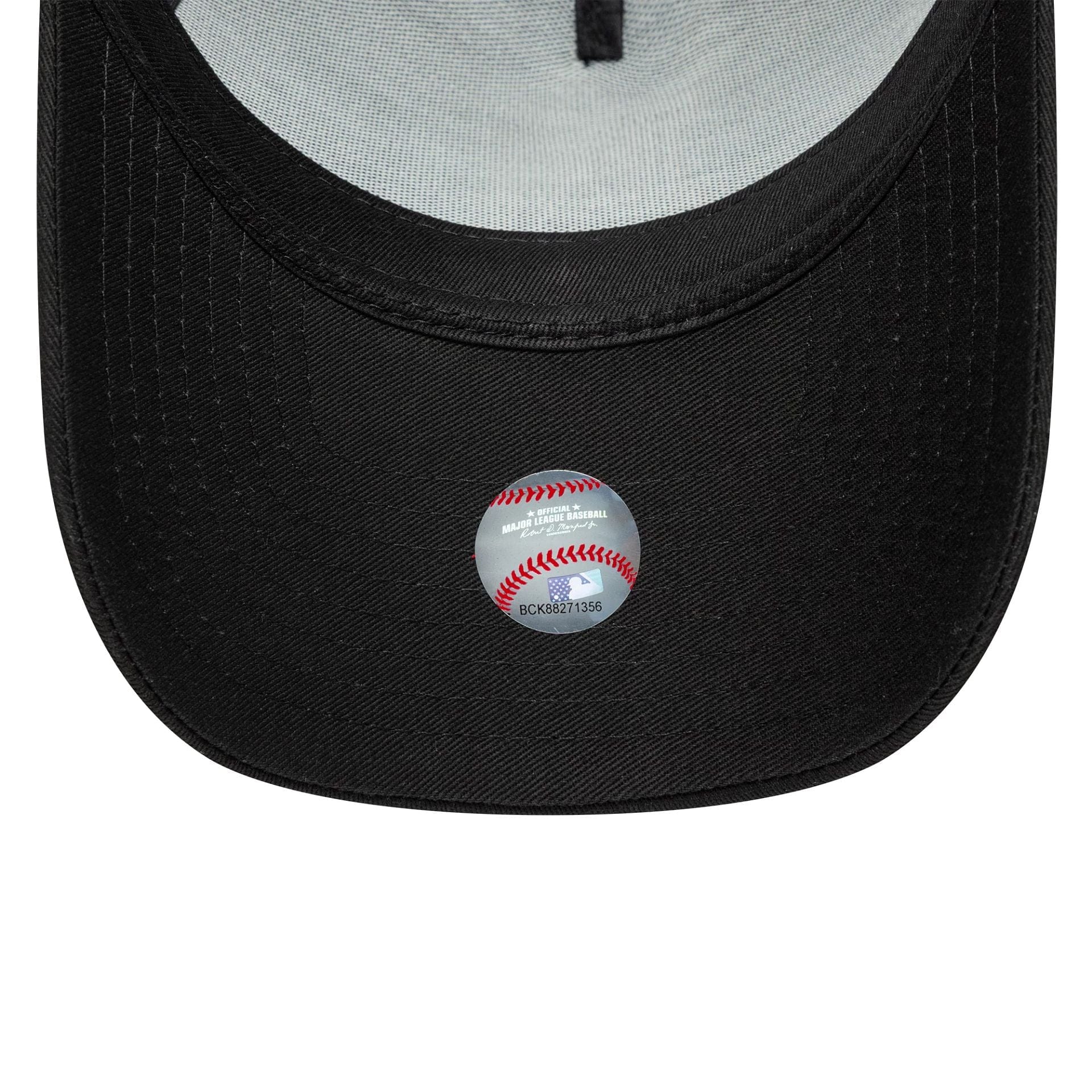 Pictured is this MLB Outline LA Dodgers 9FORTY E-Frame Trucker in black. 5