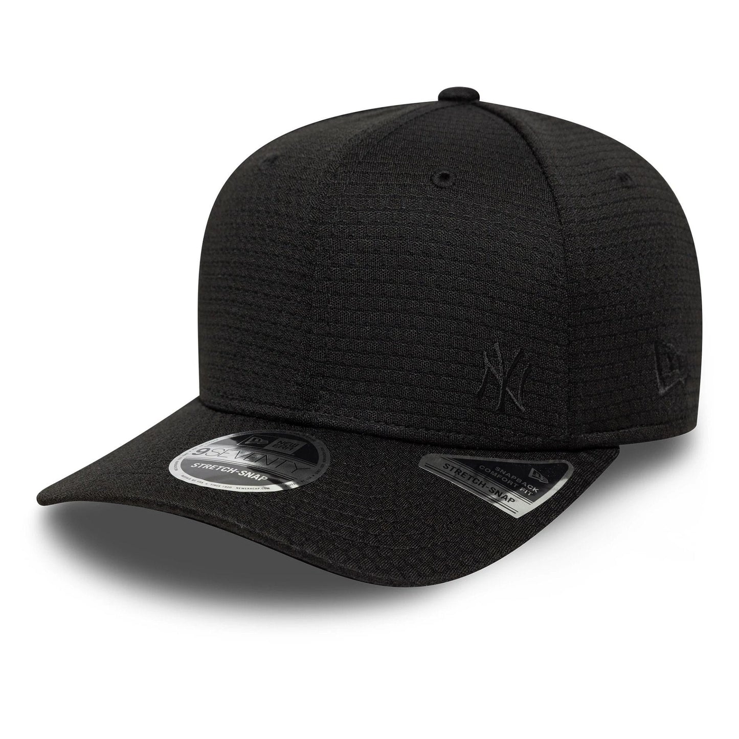 Pictured is this MLB Flawless Mesh New York Yankees 9SEVENTY Stretch Snap in black. 1