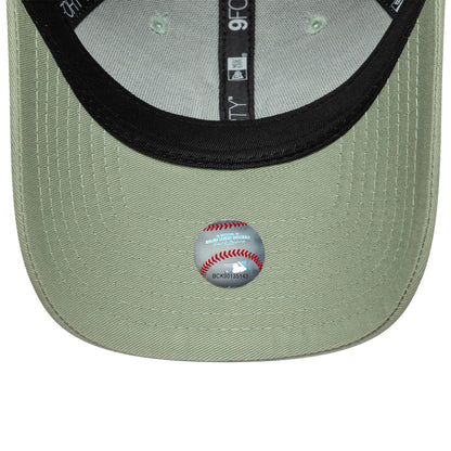 New York Yankees Womens MLB Pastel Green New Era 9FORTY Cap, inside view showing the black sweatband, pastel green undervisor, 9FORTY taping, and holographic sticker on the middle panel with stitching details.