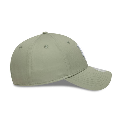 Pictured is this Womens MLB Floral LA Dodgers 9FORTY in pastel green. 7