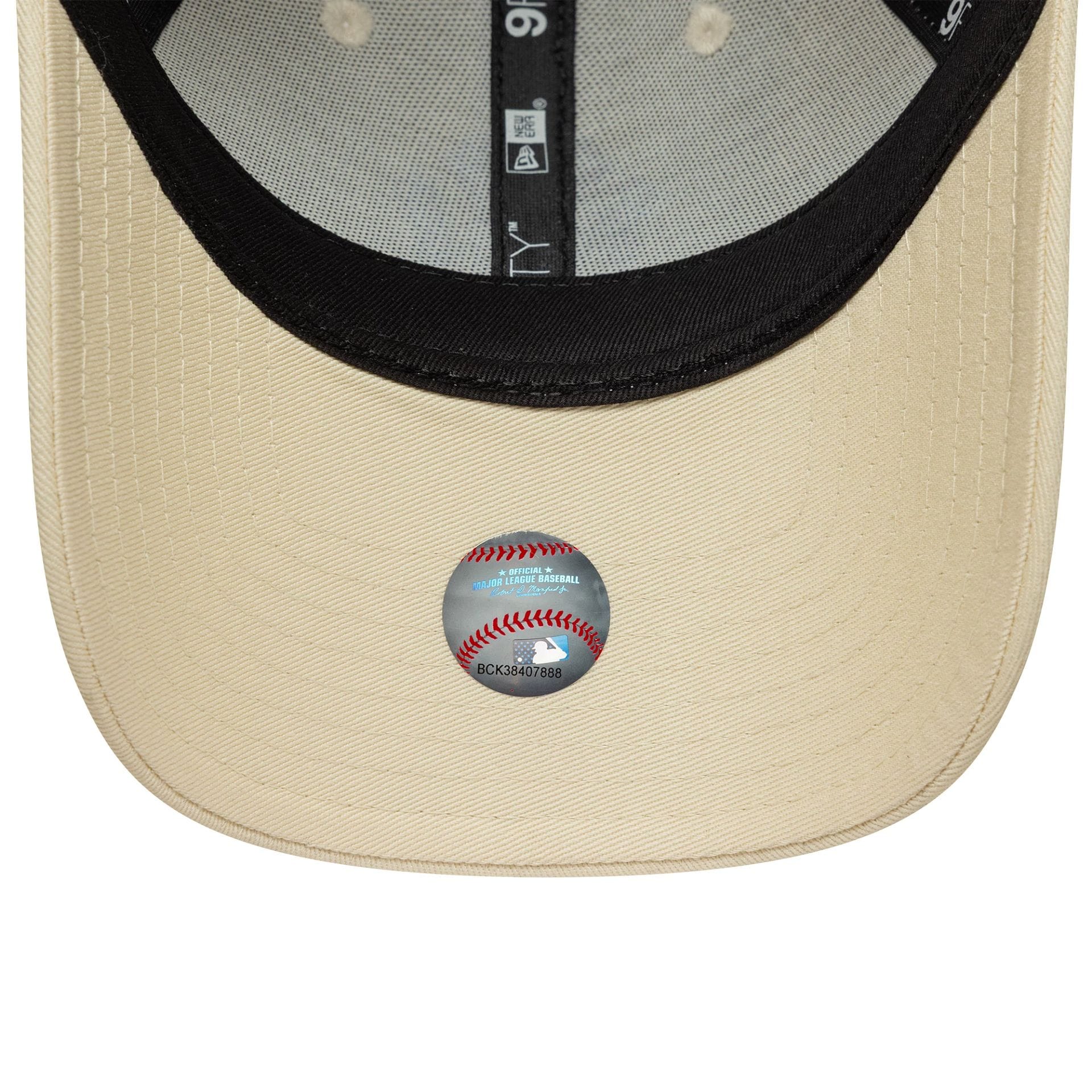 Pictured is this Womens MLB Metallic Logo New York Yankees 9FORTY in light beige. 5