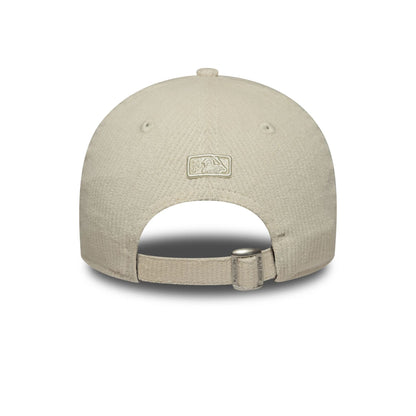 Pictured is this Womens MLB Pastel Cord LA Dodgers 9FORTY M-Crown in light beige. 4