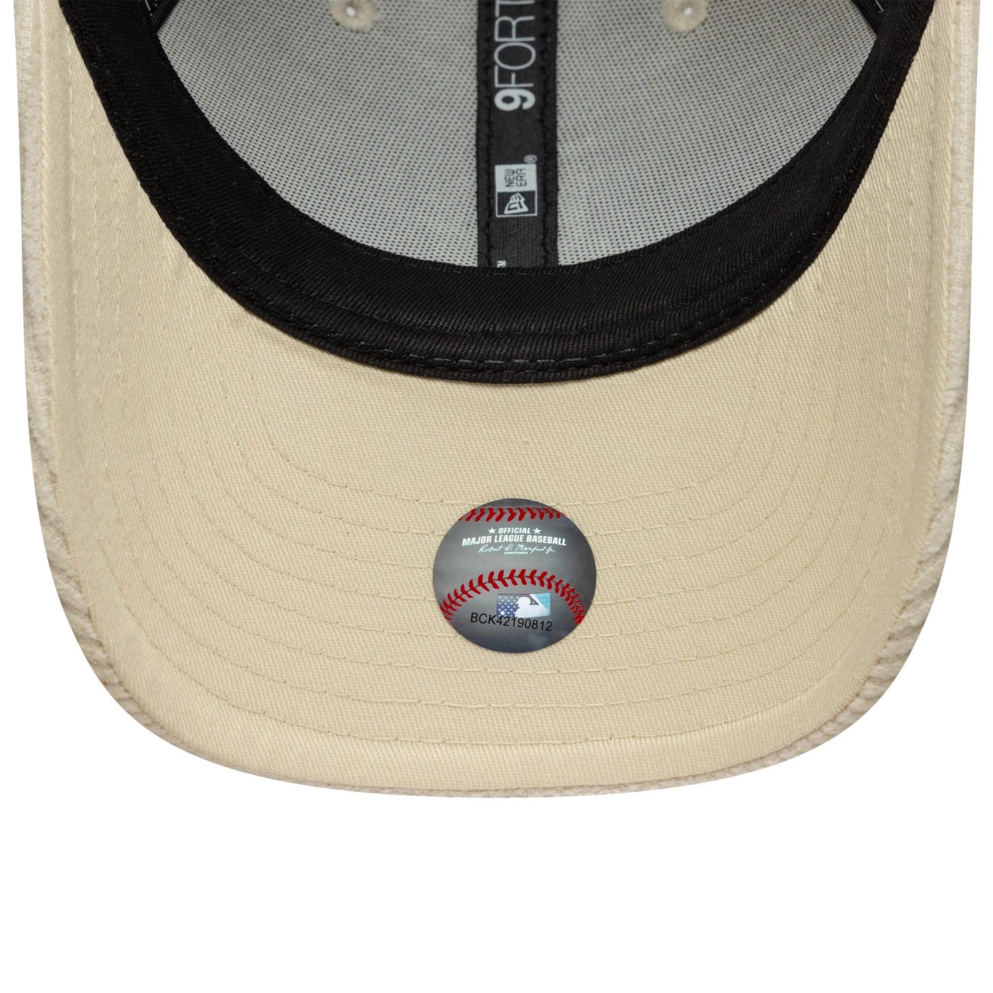 Pictured is this Womens MLB Pastel Cord LA Dodgers 9FORTY M-Crown in light beige. 5