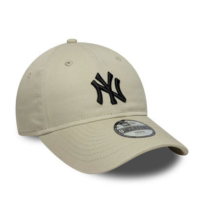 Pictured is this Youth MLB League Essential New York Yankees 9TWENTY in light beige. 3