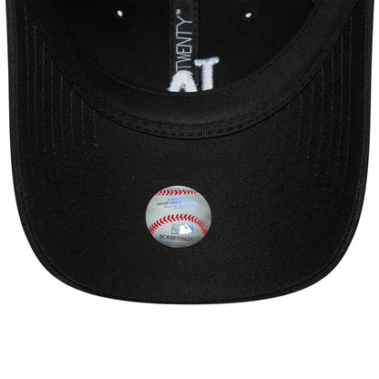 Pictured is this Youth MLB League Essential LA Dodgers 9TWENTY in black. 5