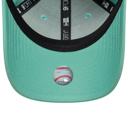 LA Dodgers Youth MLB League Essential Pastel Green New Era 9FORTY Cap, inside view showing the black sweatband with branded taping, a light green undervisor and a baseball themed sticker at the centre.