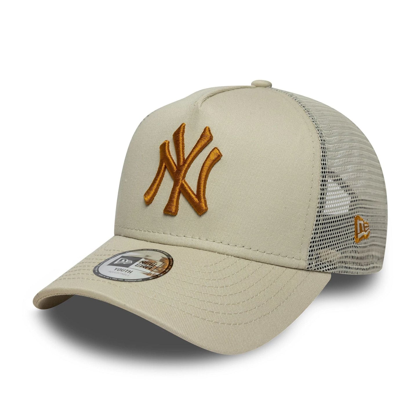 Pictured is this Youth MLB League Essential New York Yankees 9FORTY A-Frame Trucker in light beige. 1