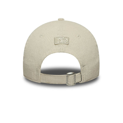 Pictured is this Youth MLB Cord LA Dodgers 9FORTY M-Crown in light beige. 4