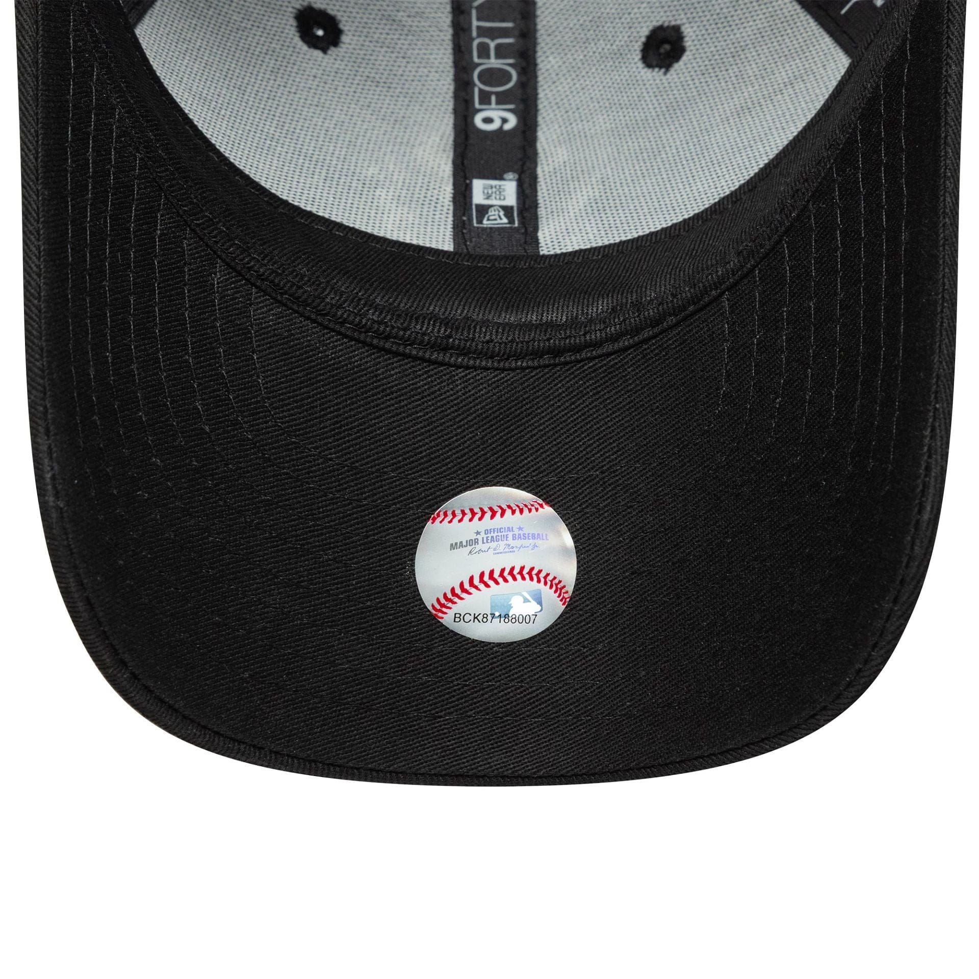 Pictured is this Youth MLB Animal Infill New York Yankees 9FORTY in black. 5