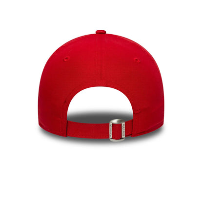 Pictured is this Youth MLB Flawless New York Yankees 9FORTY in red. 4
