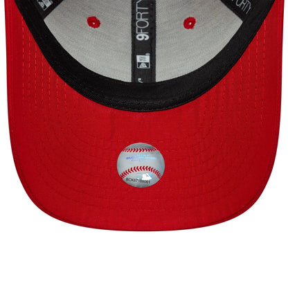 Pictured is this Youth MLB Flawless New York Yankees 9FORTY in red. 5