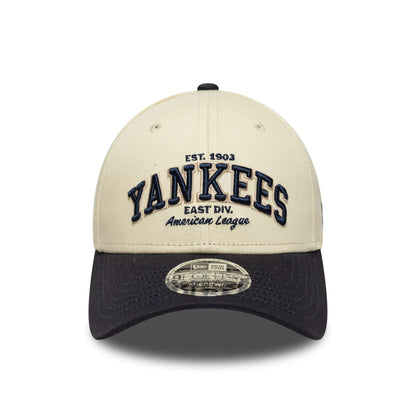 Pictured is this MLB Wordmark New York Yankees 9FORTY M-Crown in Navy. 2