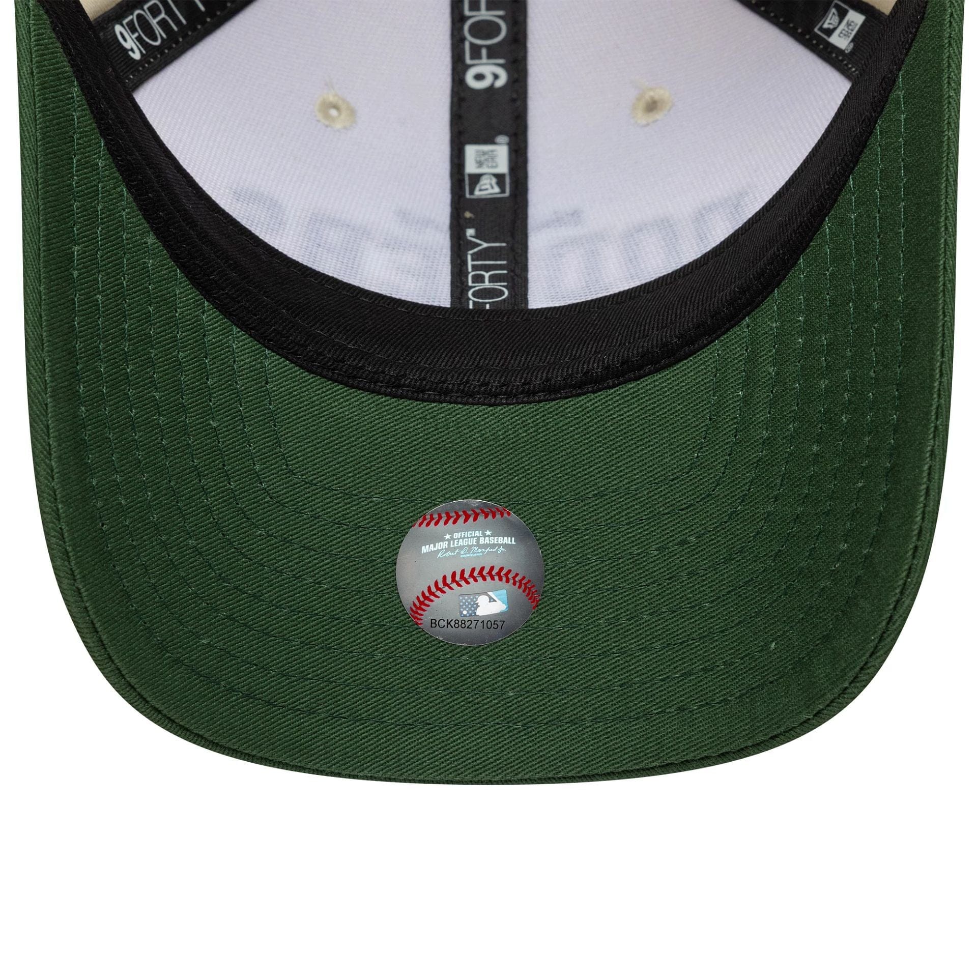 Pictured is this MLB Wordmark LA Dodgers 9FORTY M-Crown in Dark Green. 5