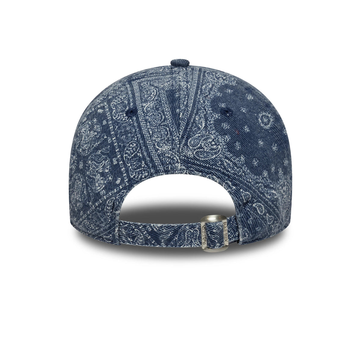 New York Yankees MLB Washed Paisley Navy New Era 9TWENTY Cap, rear view showing the intricate navy paisley pattern across the unstructured crown and adjustable strap at the back, finished with a clasp.