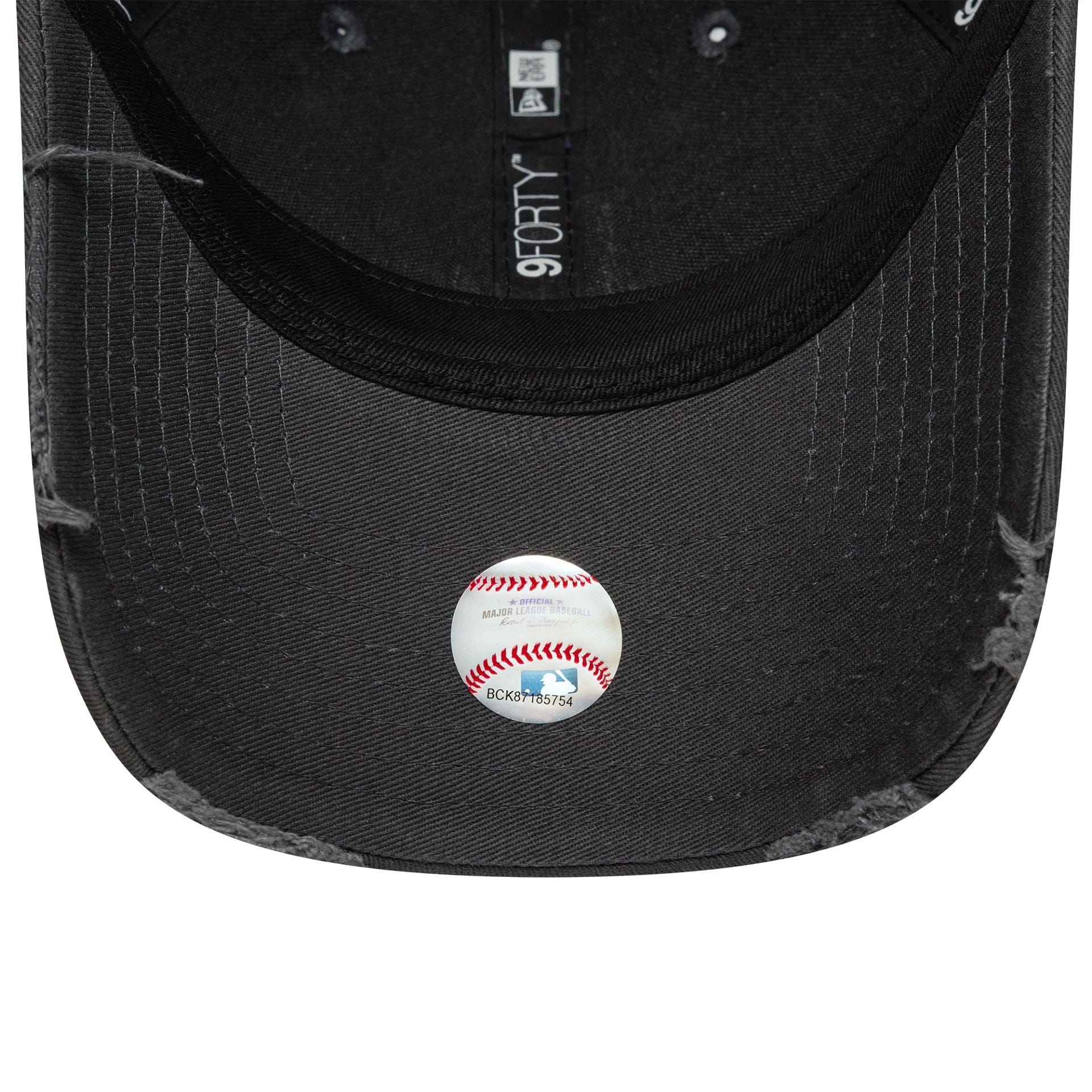 Pictured is this MLB Washed Distressed LA Dodgers 9FORTY in charcoal. 5