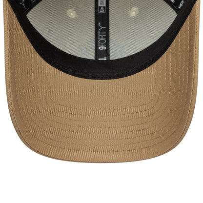 Pictured is this MLB Colour Block New York Yankees 9FORTY in Cream. 5