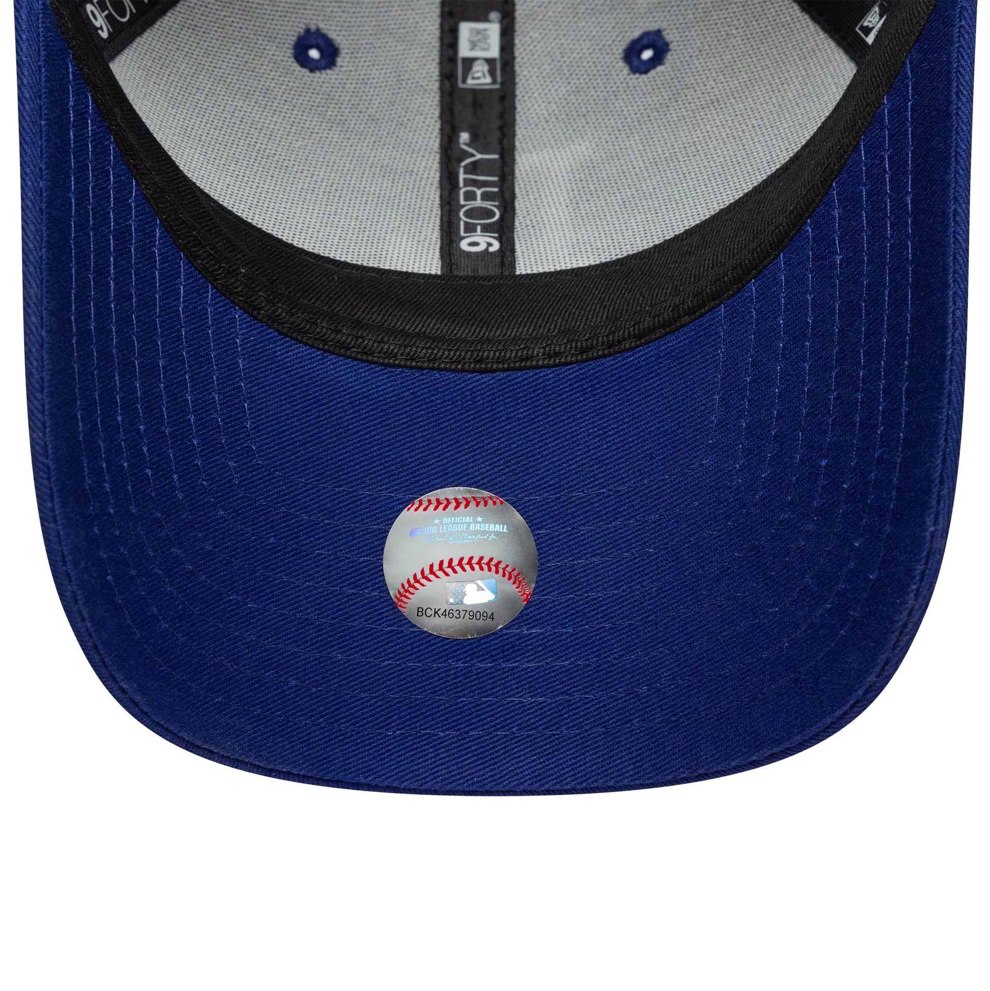 Pictured is this MLB Side Patch LA Dodgers 9FORTY in dark blue. 6