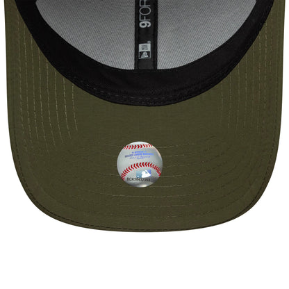 Pictured is this MLB Recycled Midi LA Dodgers 9FORTY in green. 5