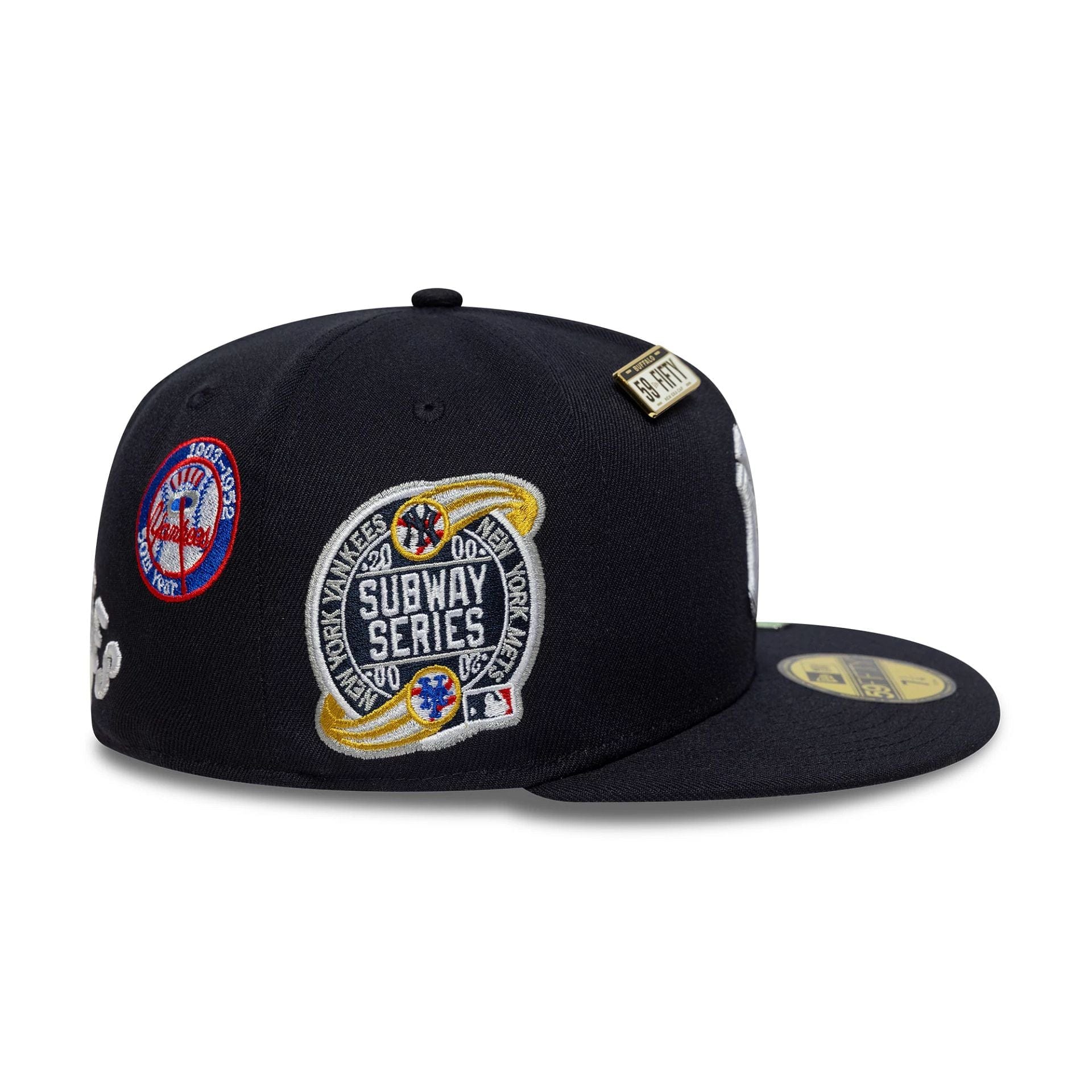 Pictured is this MLB Subway Series New York Yankees 59FIFTY Fitted cap in navy. 7