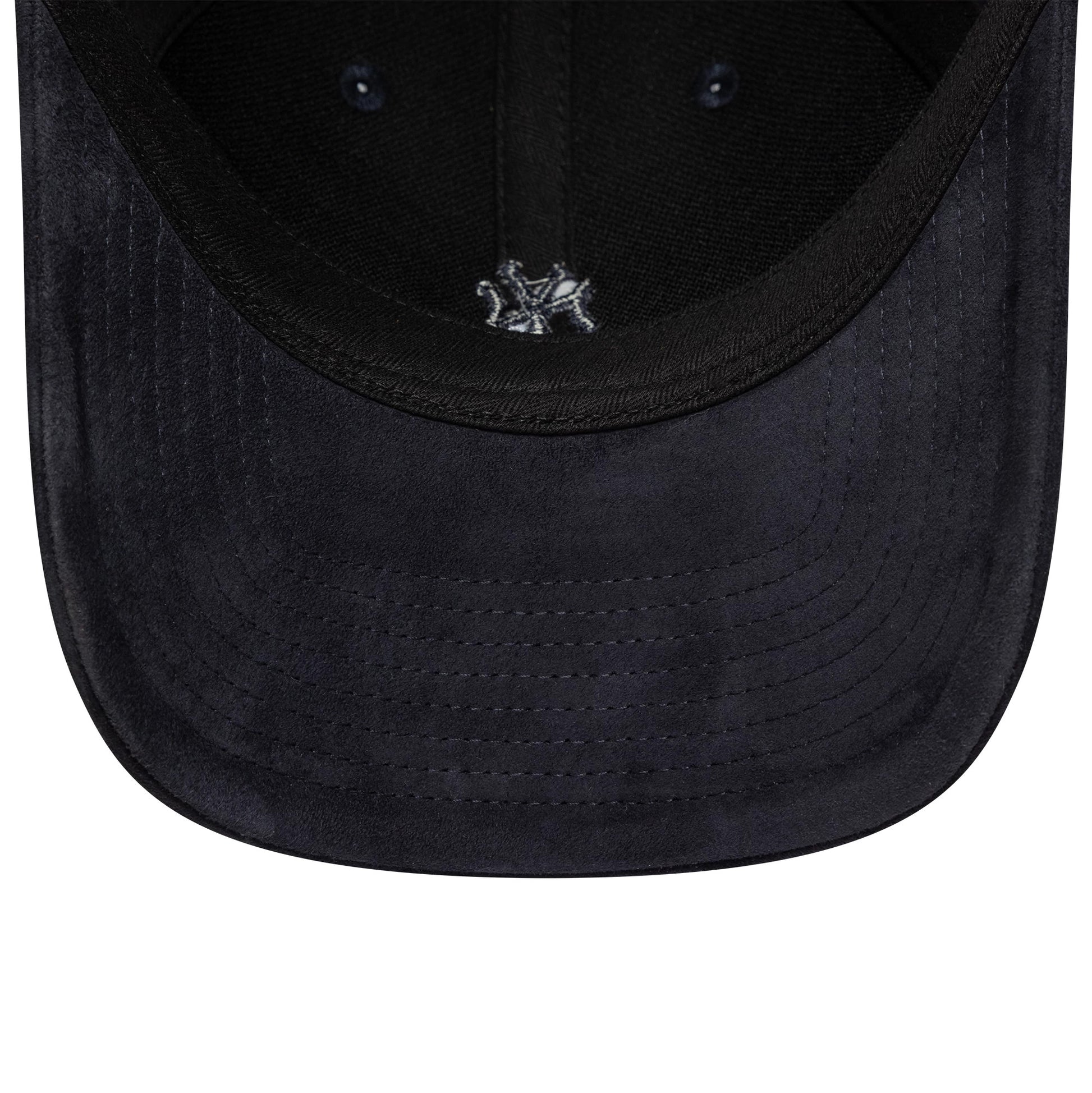 Pictured is this MLB Suede New York Yankees 9TWENTY in navy. 5