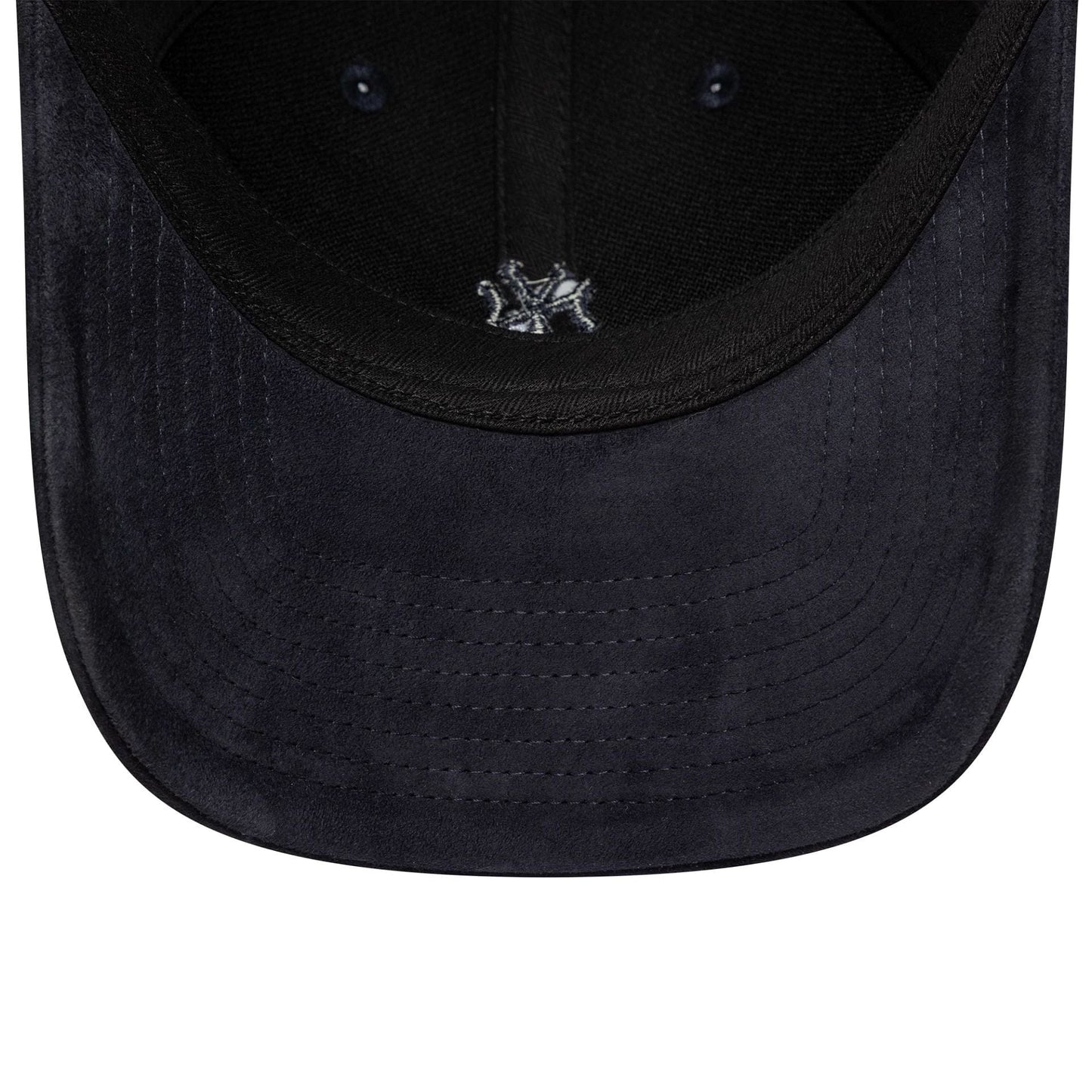 Pictured is this MLB Suede New York Yankees 9TWENTY in navy. 5