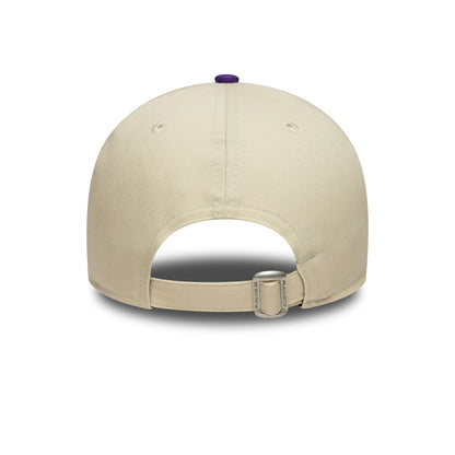 Pictured is this NBA Colour Block LA Lakers 9FORTY in Cream. 4