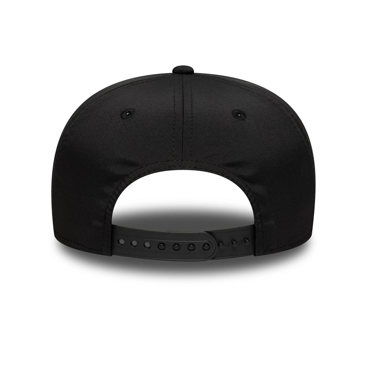 Pictured is this AC Milan TPU 9SEVENTY Stretch Snap in black. 4
