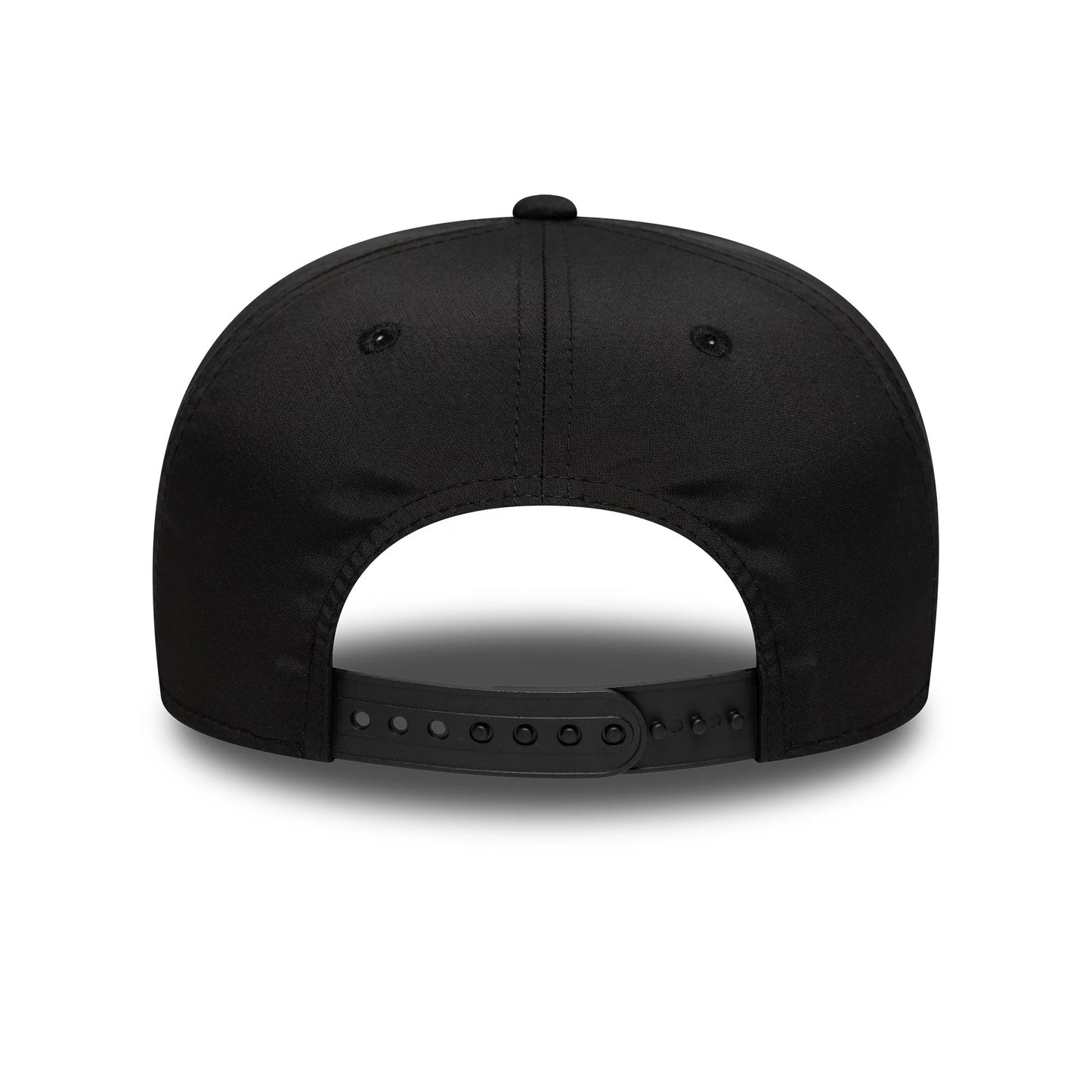 Pictured is this AC Milan TPU 9SEVENTY Stretch Snap in black. 4