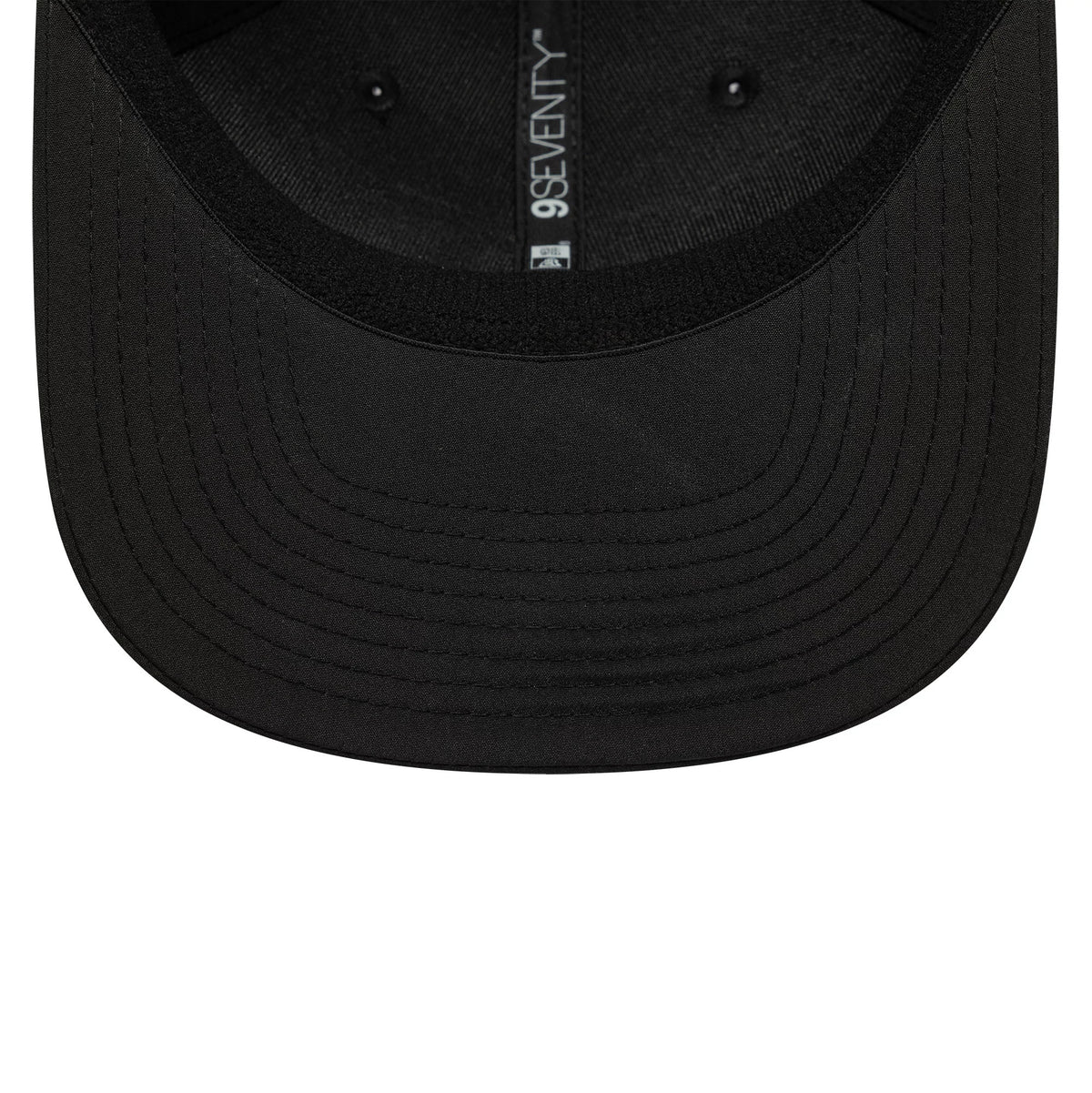 Pictured is this AC Milan TPU 9SEVENTY Stretch Snap in black. 5
